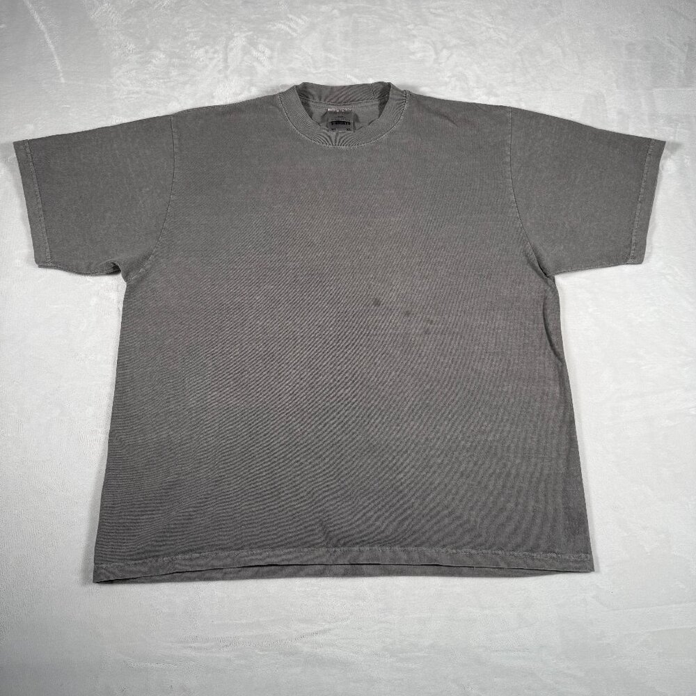 Shaka Wear T-Shirt Men Size XL Short Sleeve 100% Cotton Streetwear Essentials US